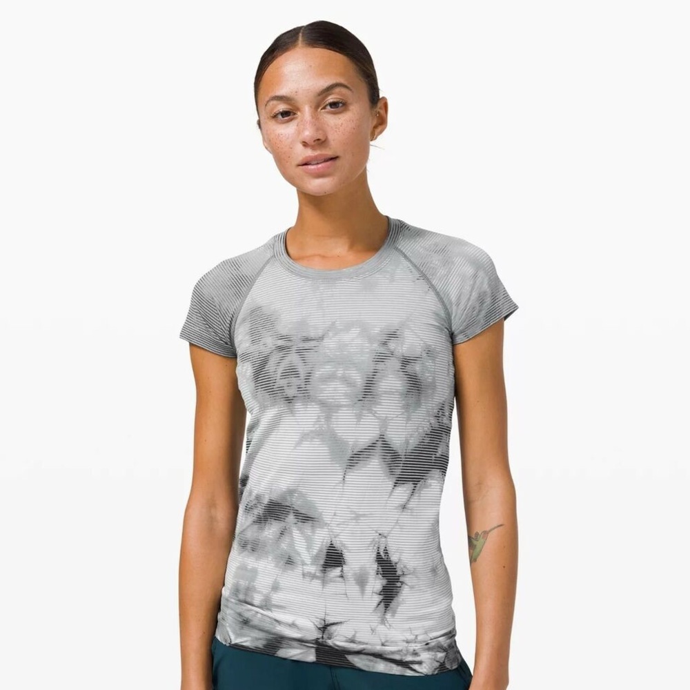 Lululemon Swiftly Tech Tie-Dye Tee